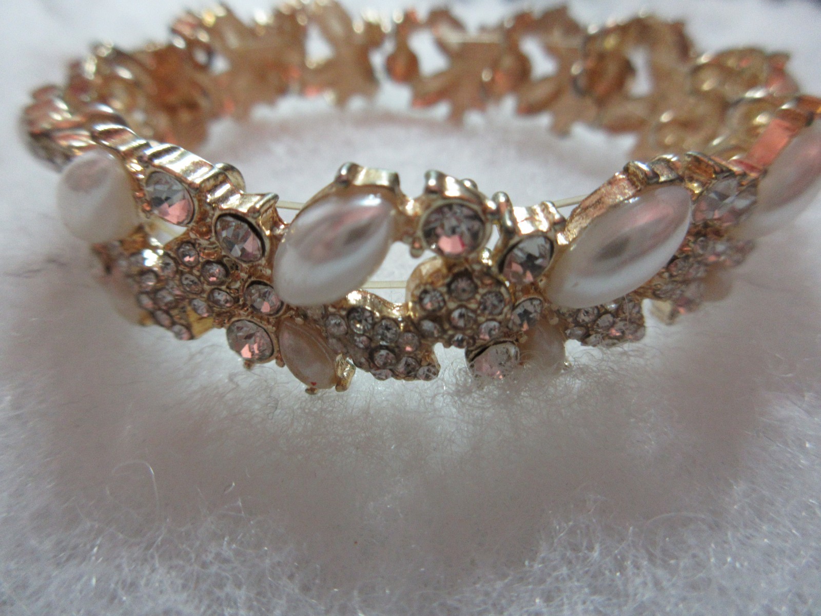 6 Older Rhinestone Bracelets Stretch Mostl Gold Tone 7.5″ Pink Green Gray Pearl