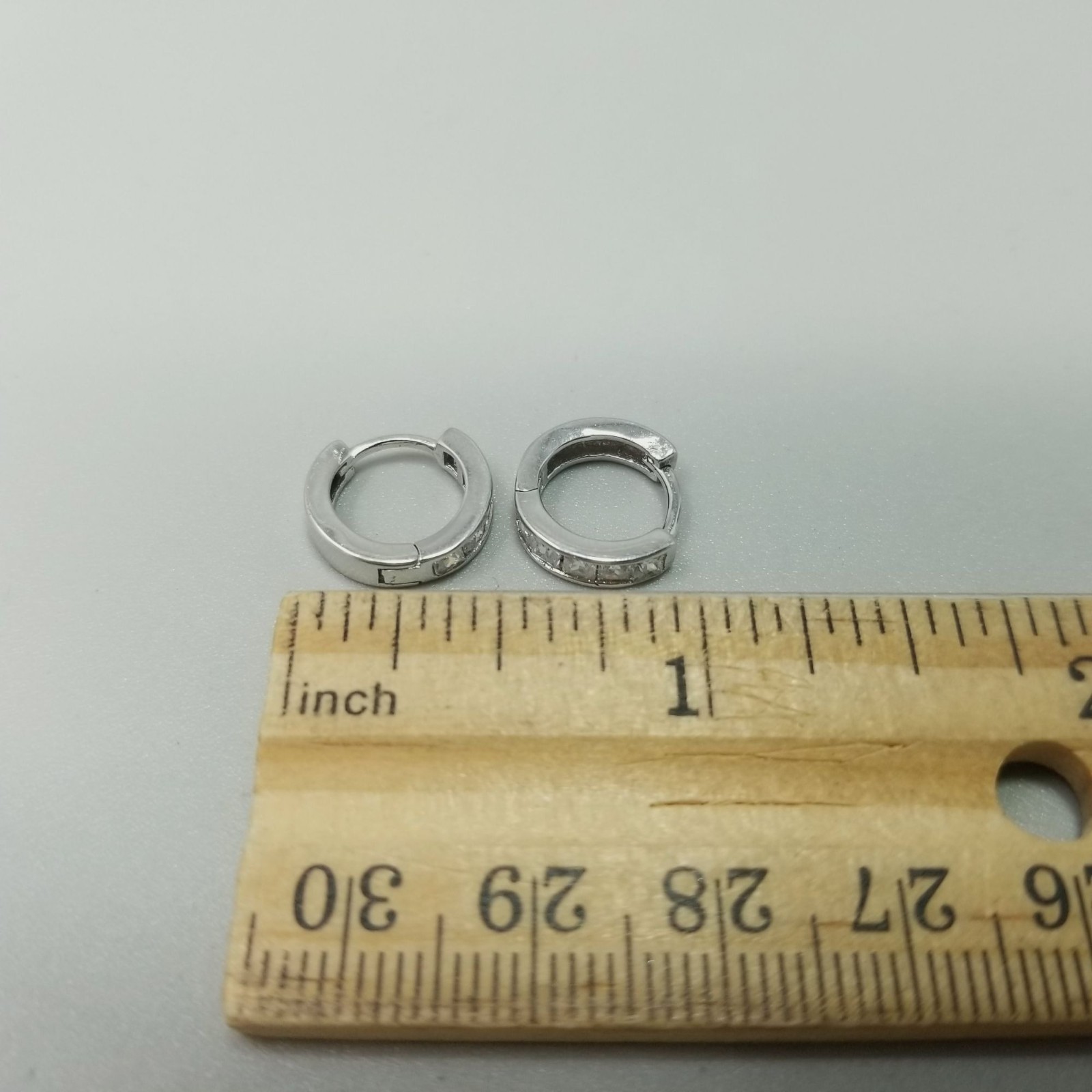 Vintage Sterling Silver Huggie Hoop Earrings Rhinestone Inset Hinged 1/2 Inch