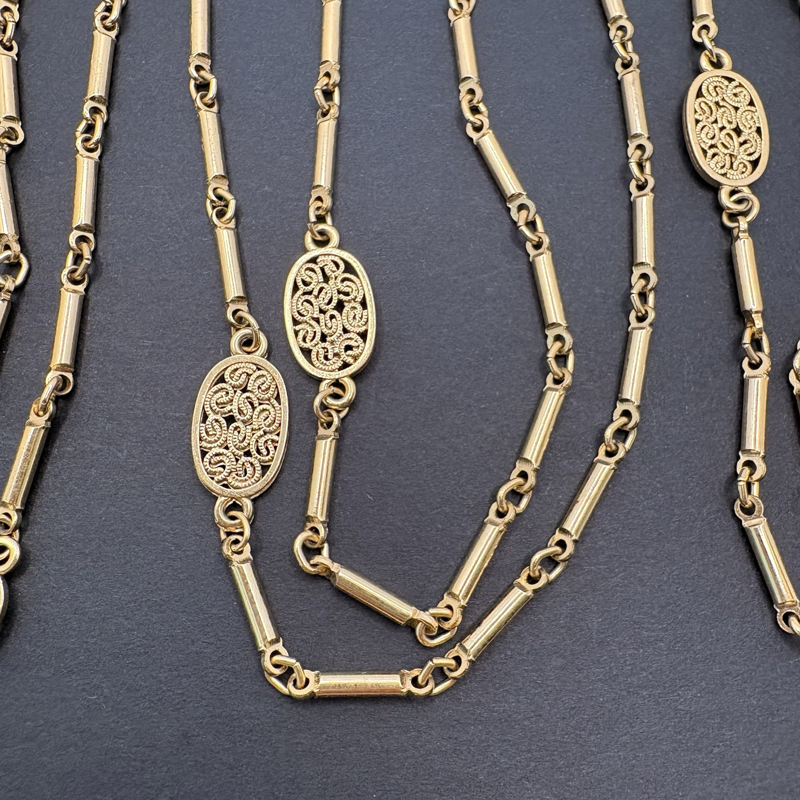 Vintage Monet Oval Filigree Station Bar Link Gold Tone Chain Necklace 57″ Long