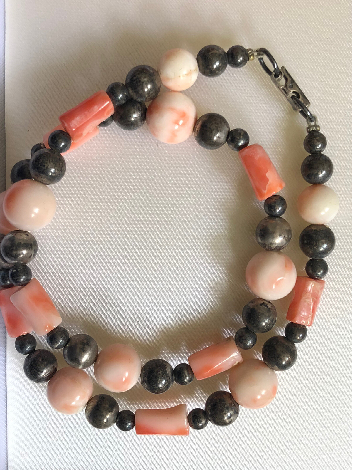 VINTAGE ANTIQUE GENUINE NATURAL SALMON CORAL STERLING SILVER SIGNED NECKLACE