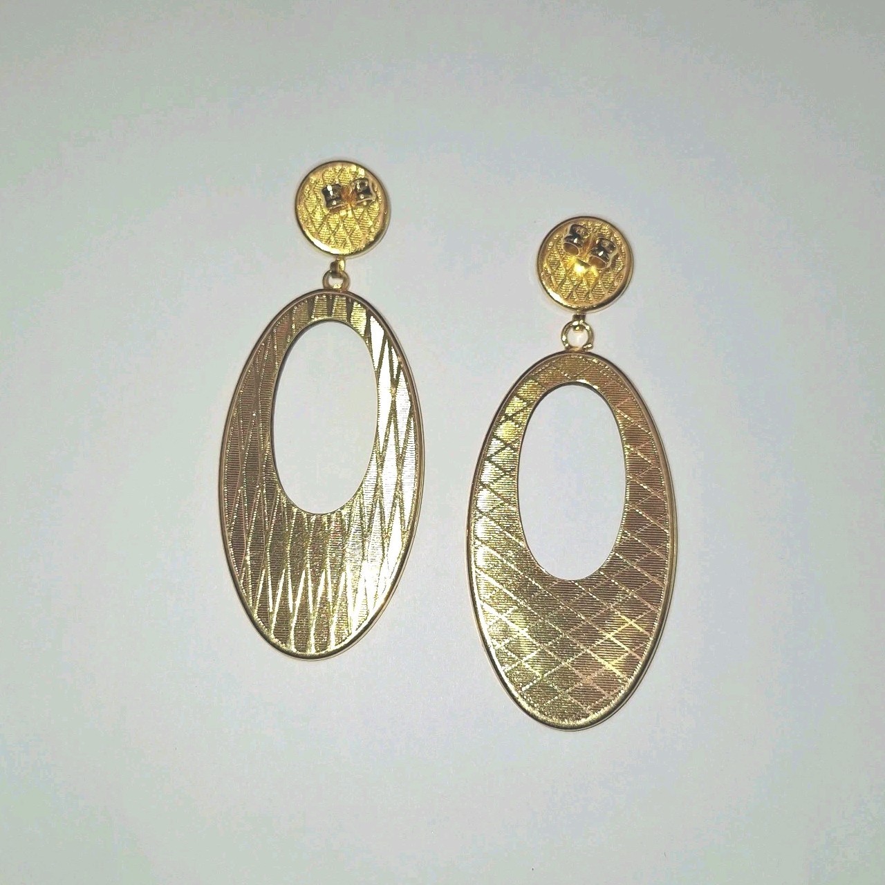 Damascene Goldtone Drop Pierced Oval Hoop Earrings Birds Floral Gold Black 2.5″