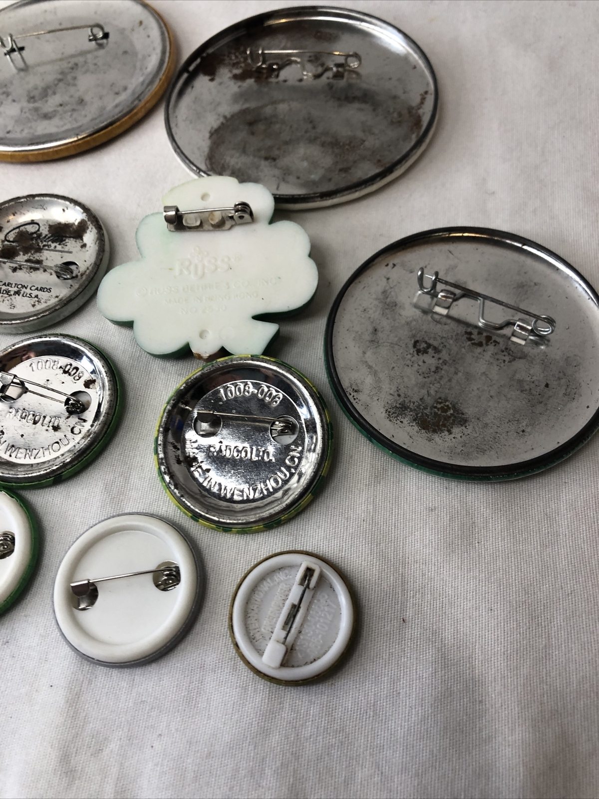 Lot of 13 St. Patrick’s Day Buttons Irish Pin Vintage Shamrock Lucky Leprechaun
