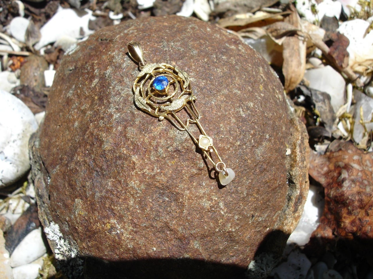 antique 10K gold blue birthstone Lavalier Pendant charm dangle drop wind pearl