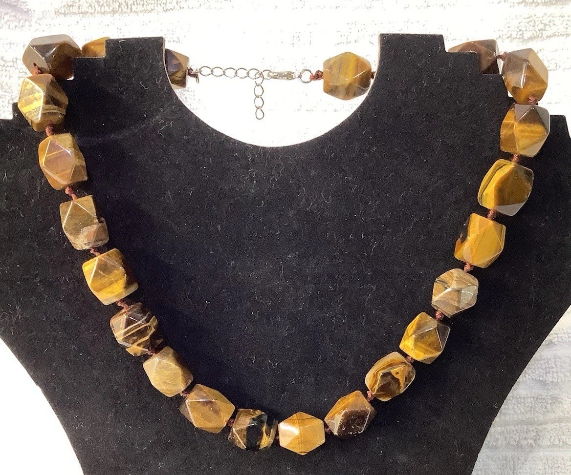 Vintage Large Chunky Beaded Faceted Polished Tiger Eye Gemstone Necklace 18”