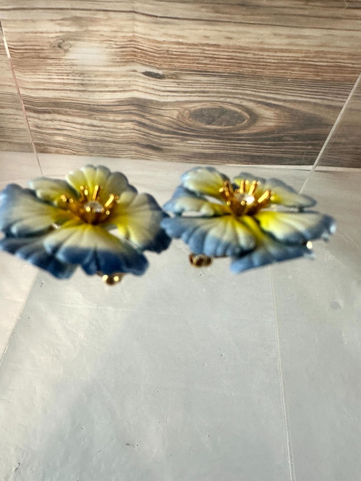 Joan Rivers Periwinkle Pansy Flower Brooches Blue & White Enamel Petals Pair