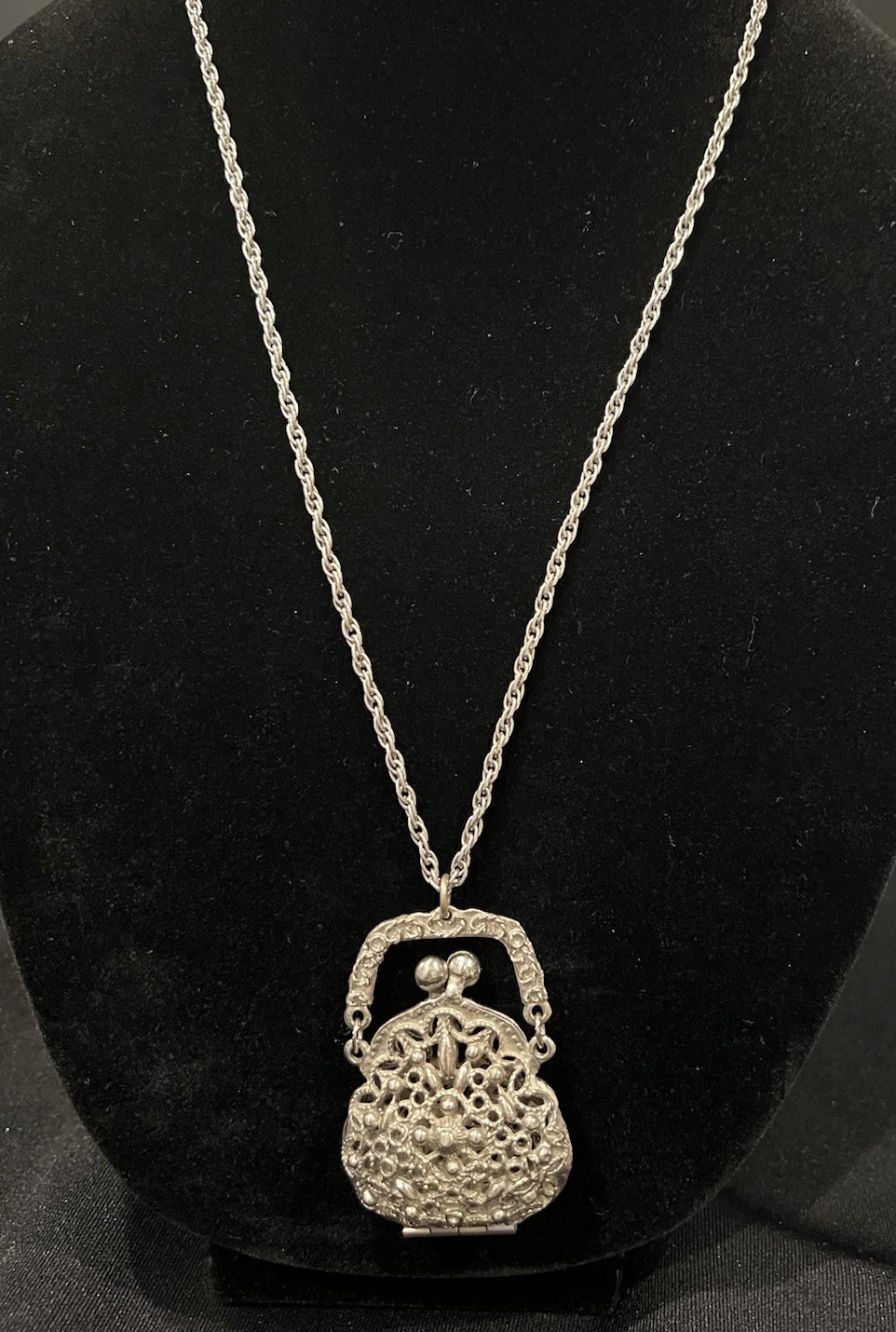 Vintage ART Arthur Pepper Silver Metal Filigree Kiss-Lock Purse Pendant Necklace