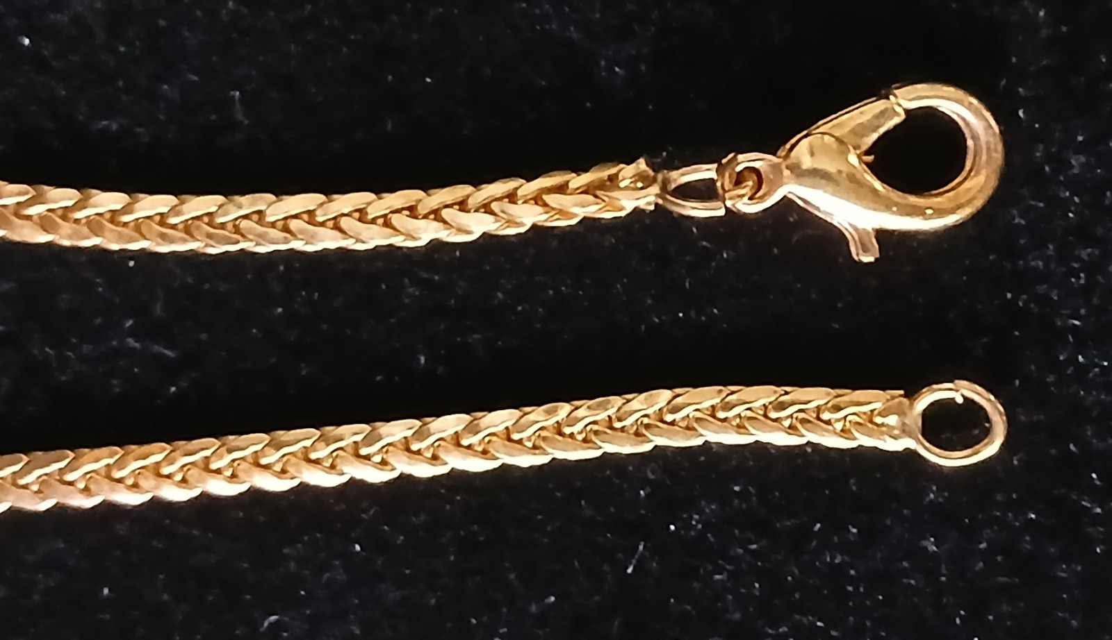 Vintage V-Shaped Centerpiece Wheat Chain Necklace Statement Gold Tone Unmarked