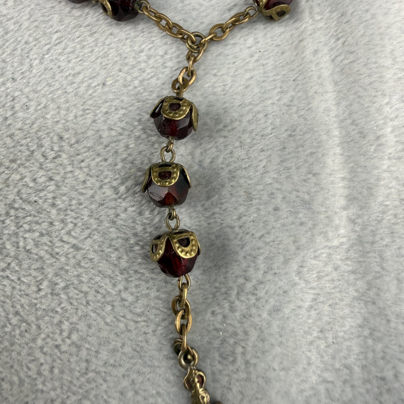Vintage Travel Rosary Gold Tone Red Faceted Glass Infant of Prague 4”