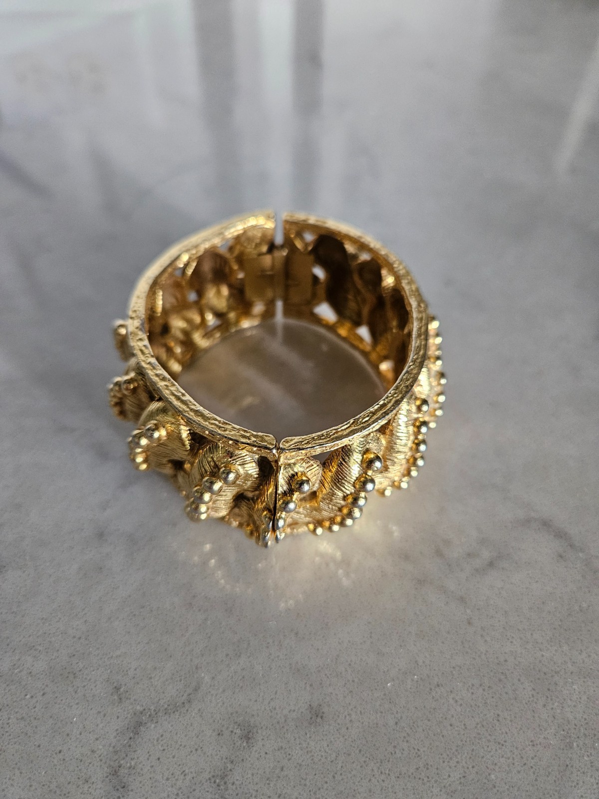 RARE AND VINTAGE KENNETH LANE GOLD BEADED SWIRLS HINGED CUFF BRACELET