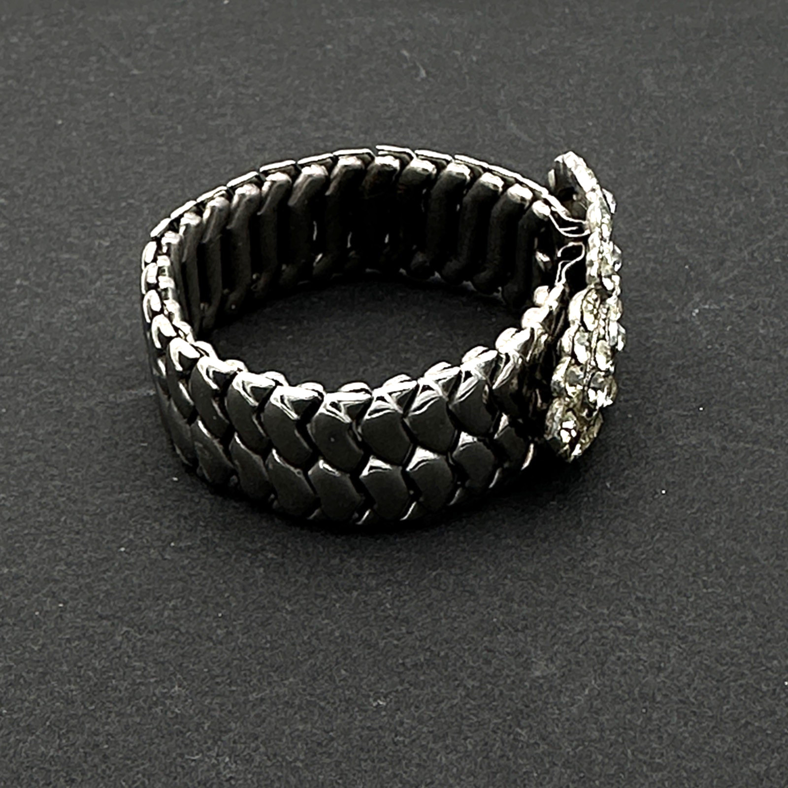 DALE expansion bracelet – vintage silver-tone rhinestone pot metal accent READ