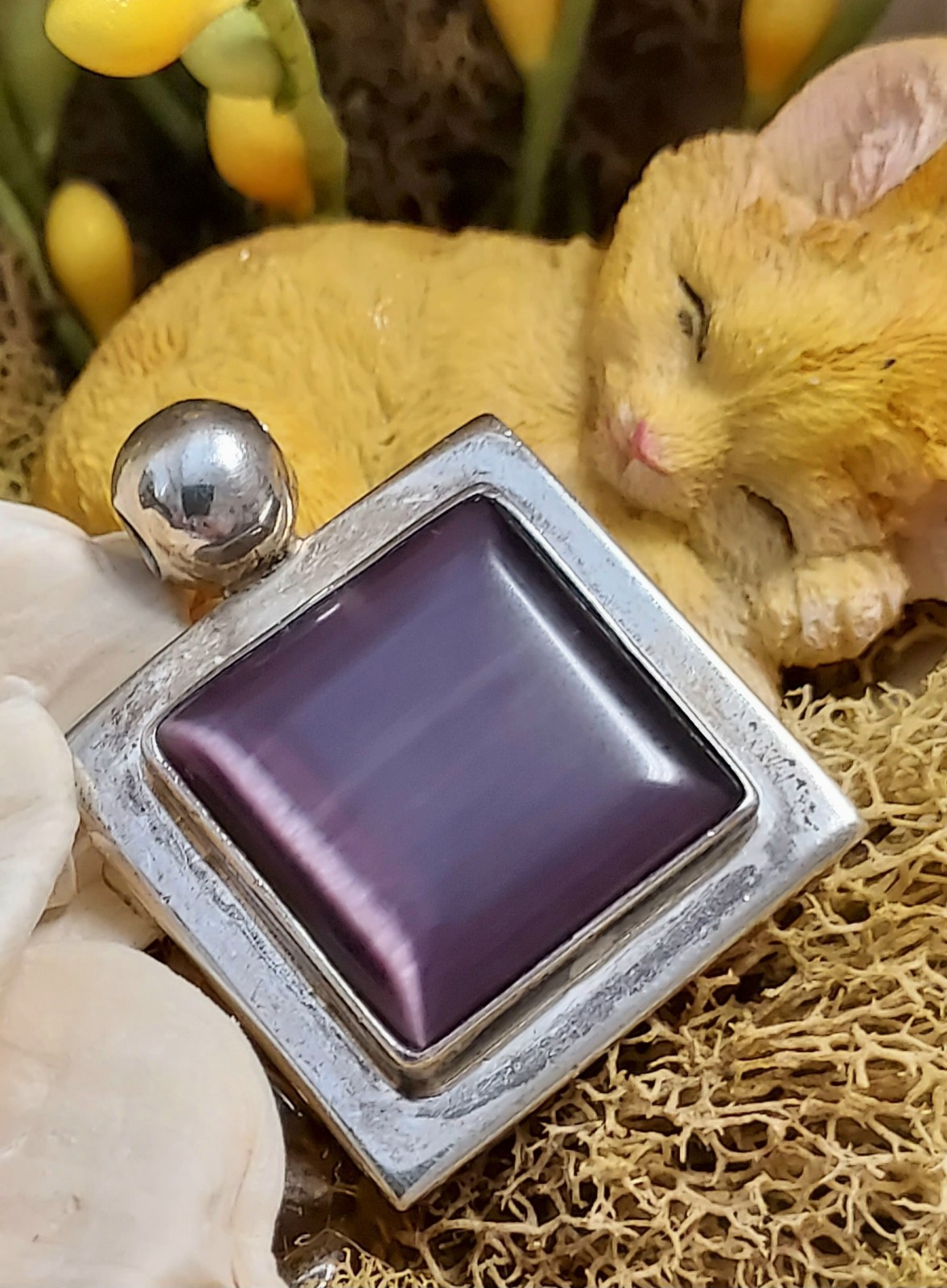 Vintage ATI Mexico Sterling Silver Pendant 925 Purple Stone Cabochon Cats Eye