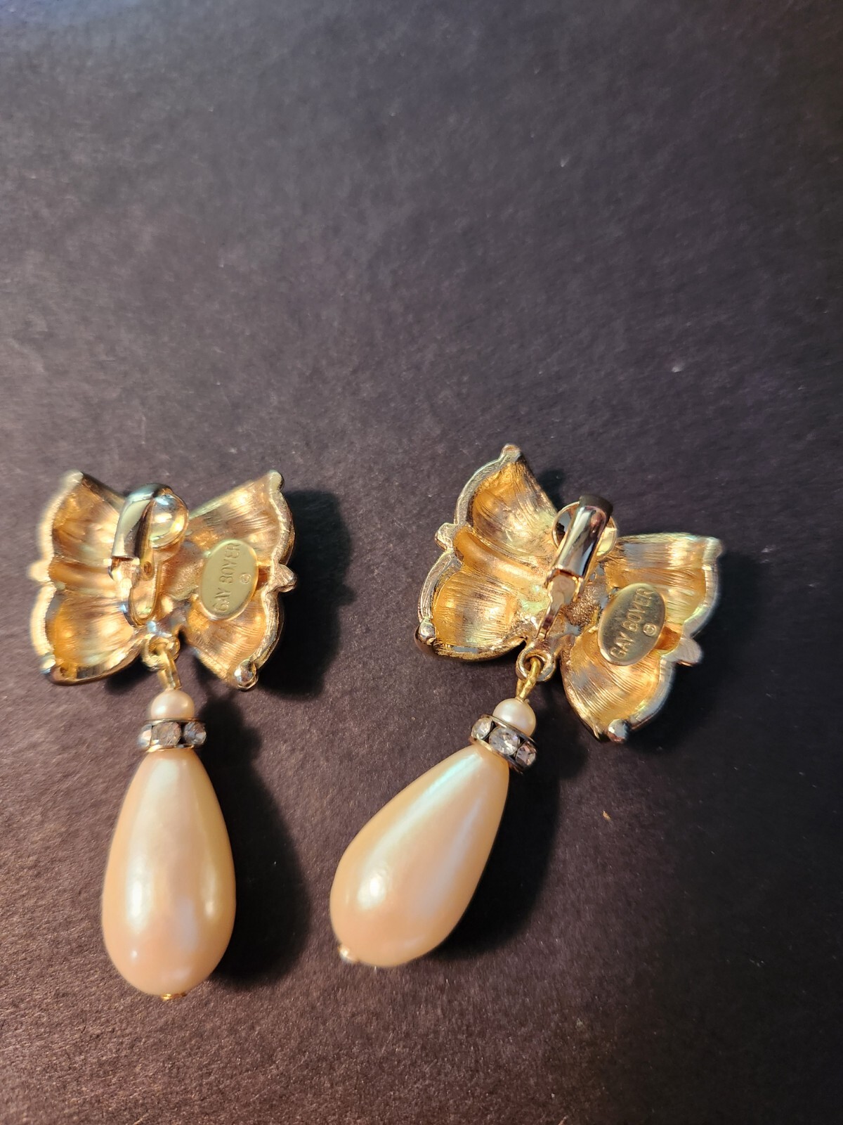 Vtg Gold Toned Gay Boyer Faux Pearl Clip On bow Earrings Signed
