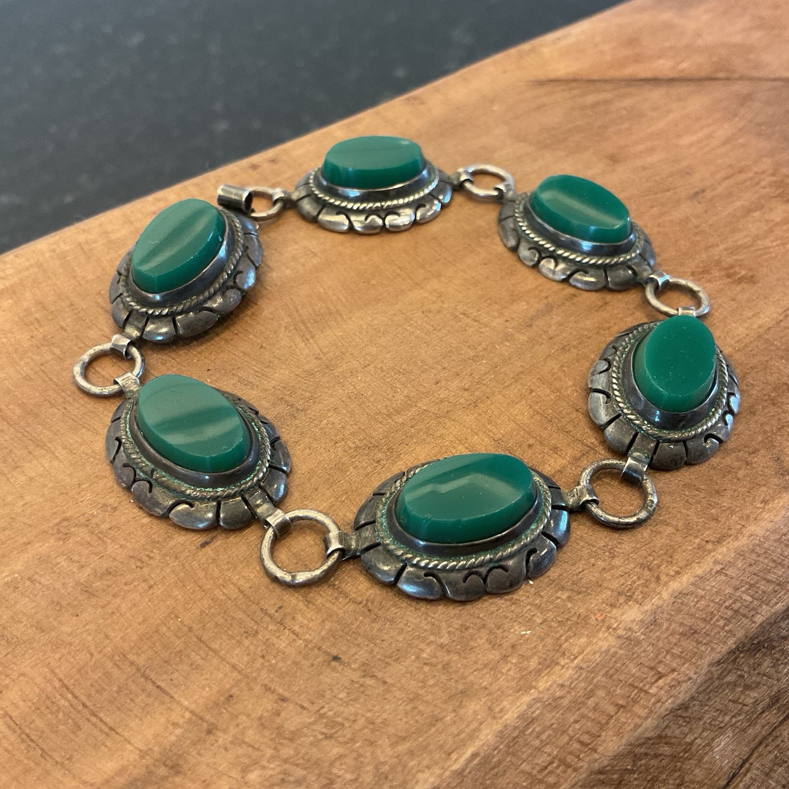 Vintage Mexican Sterling Silver With Green Onyx Stamped “Hecho En Mex”