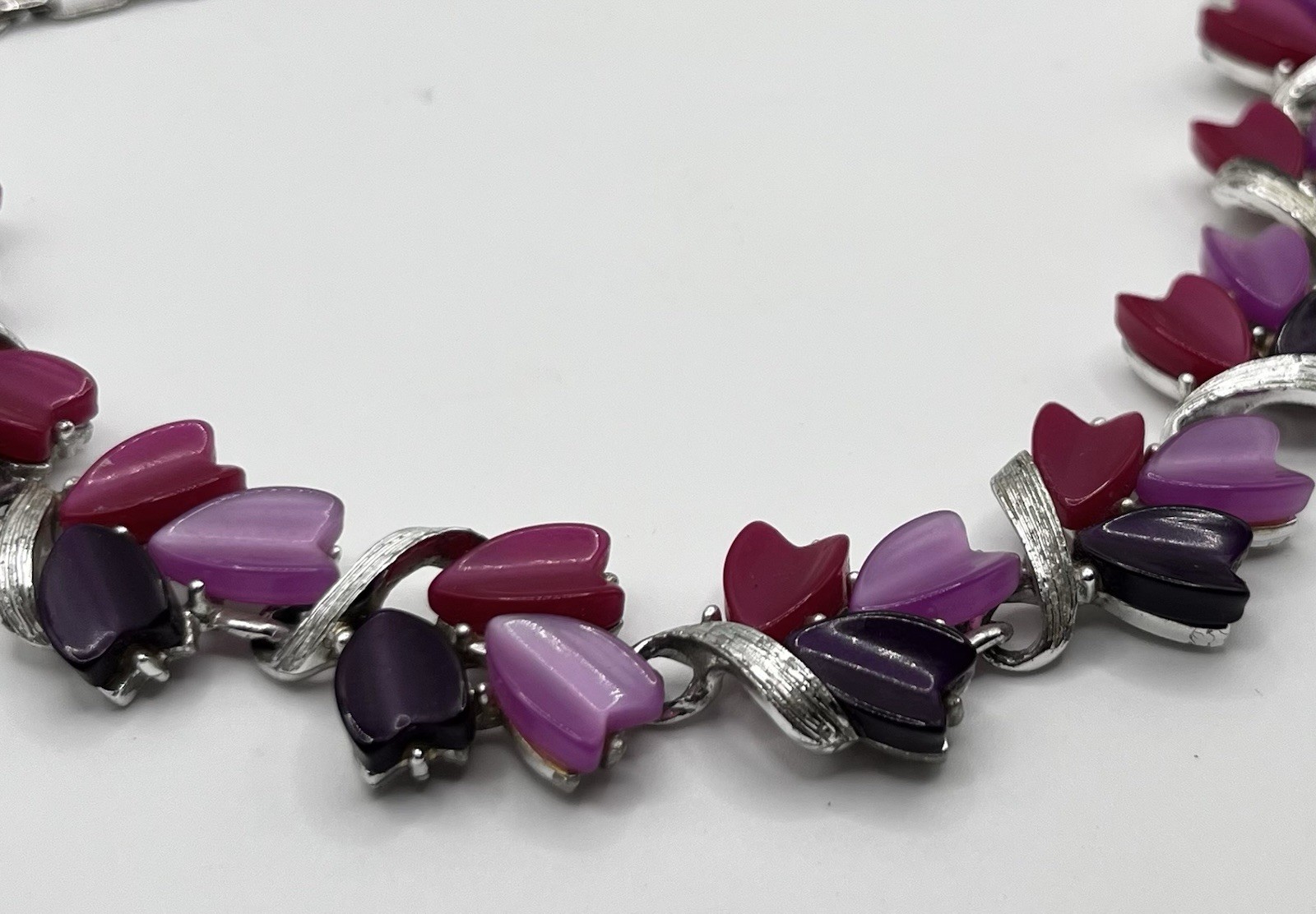Vintage Purple Pink Fuscia Thermoset Choker Necklace Silver Tone Dainty 14-15”