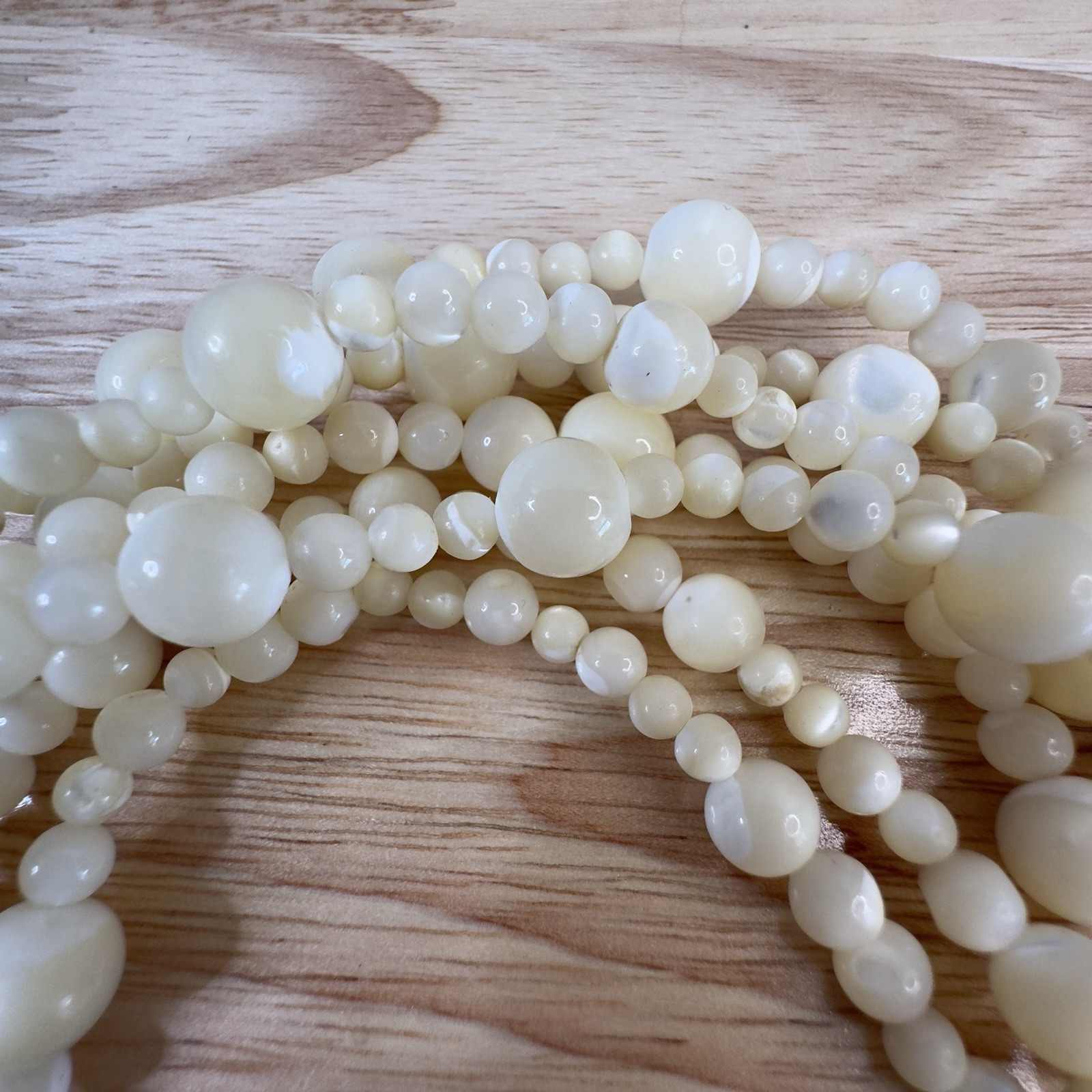 VTG Artisan Necklace Charlene Biesele Mother of Pearl Bead & Repousse Brass 20″