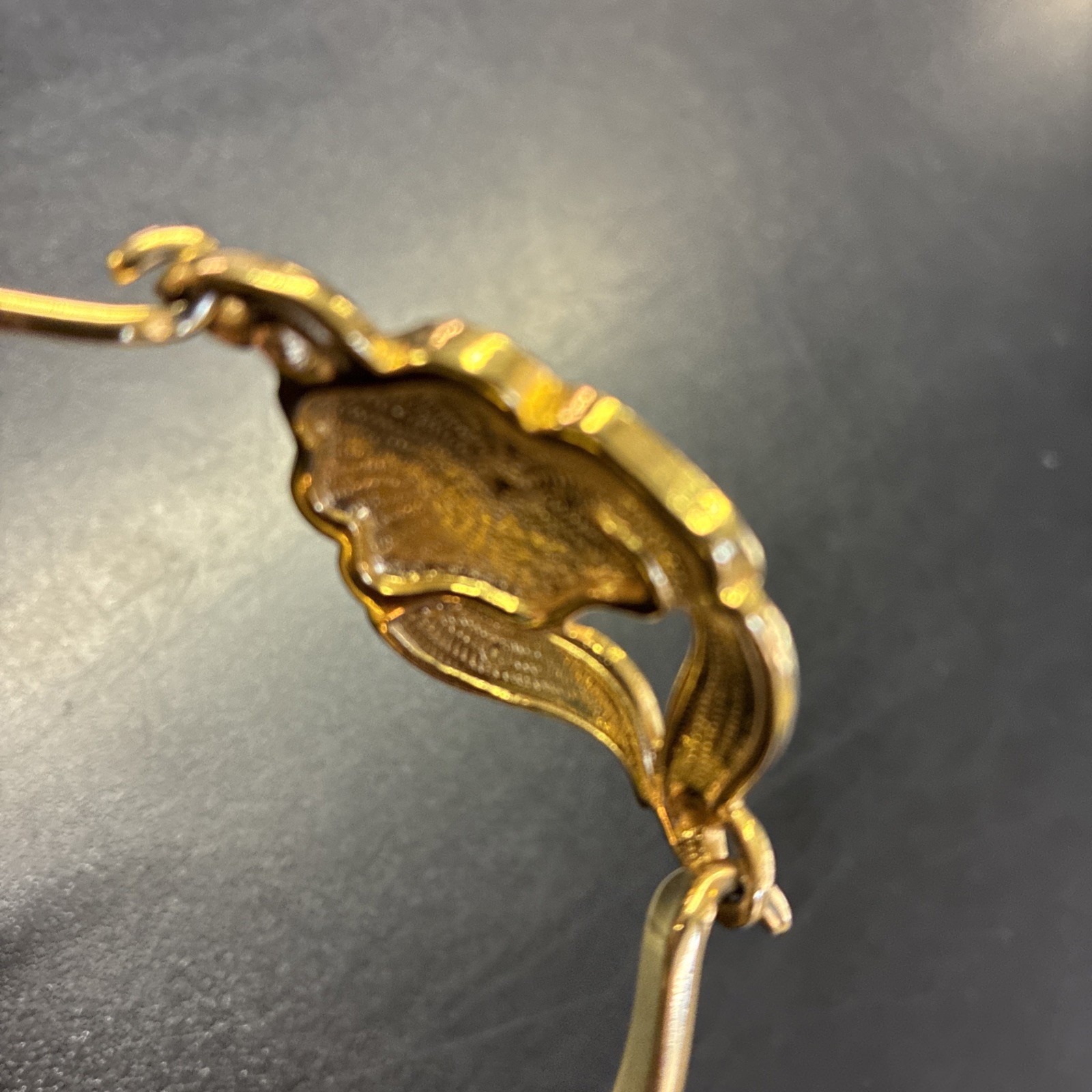 Vintage Gold Tone Bracelet With Pink Enamel Flower Hook Closure About 8 1/2 In