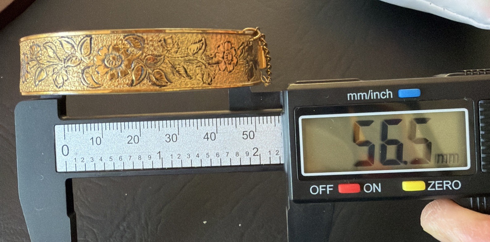 VTG Victorian Bangle Bracelet 1/20 Yellow Gold Filled Size 2”1/4 18.4g