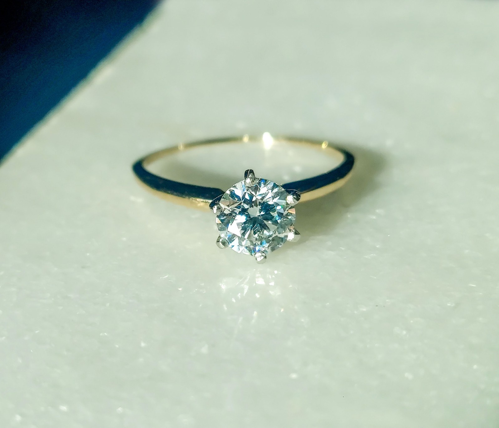 Estate ring 14K Gold Vintage Ring, Size 8 1.03 carat certified diamond.