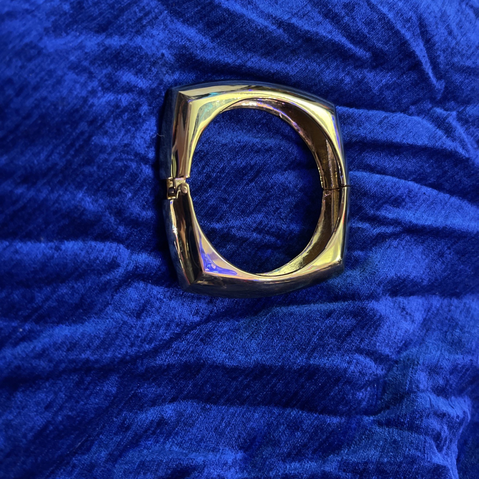 Vintage Gold Tone Hinged Bangle Bracelet, Chunky Square Cuff, Modern Minimal