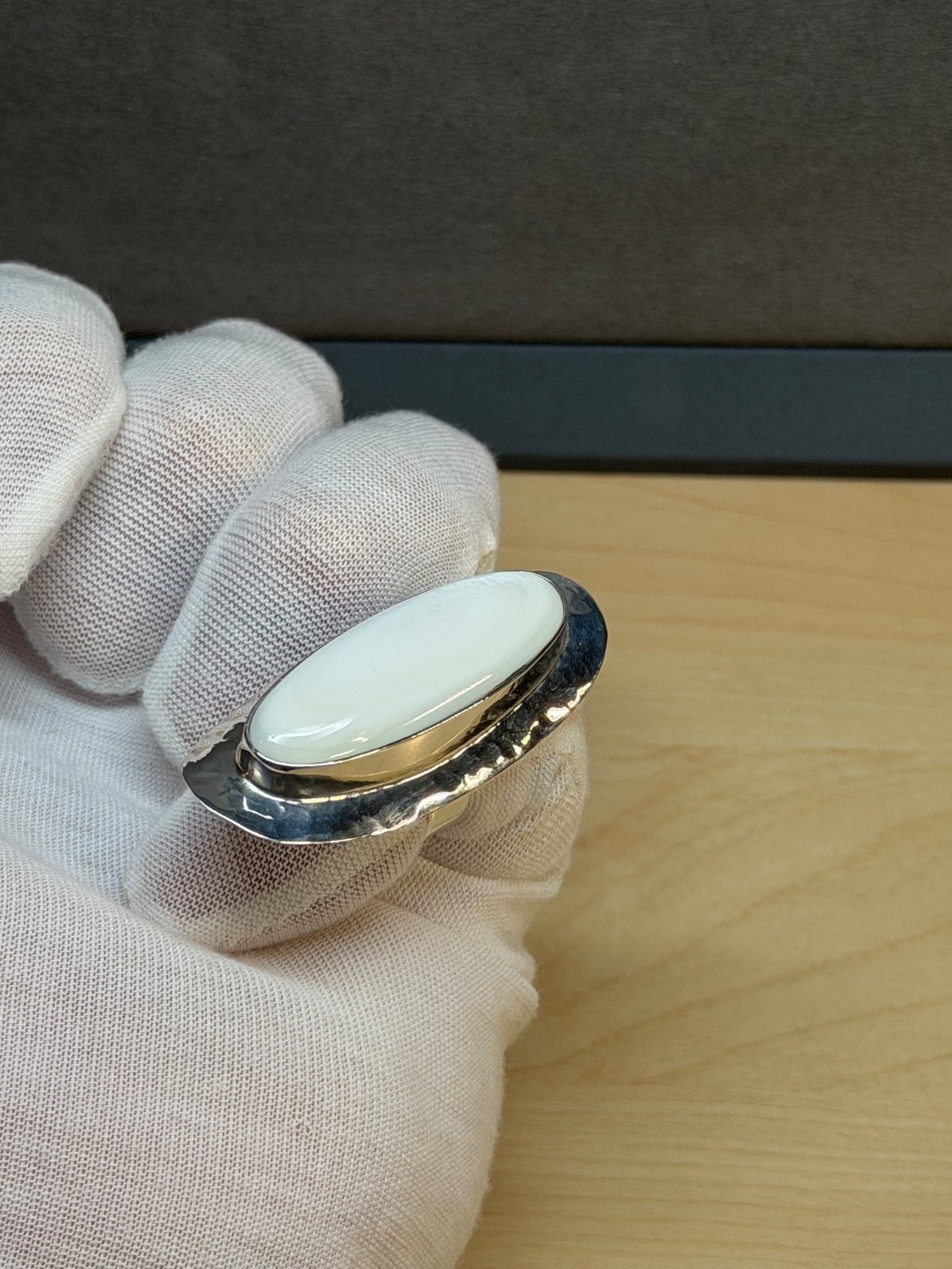 DOMINIQUE DINOUART DDD Mexico 925 Silver Mother of Pearl Elongated Ring Sz 7 NEW