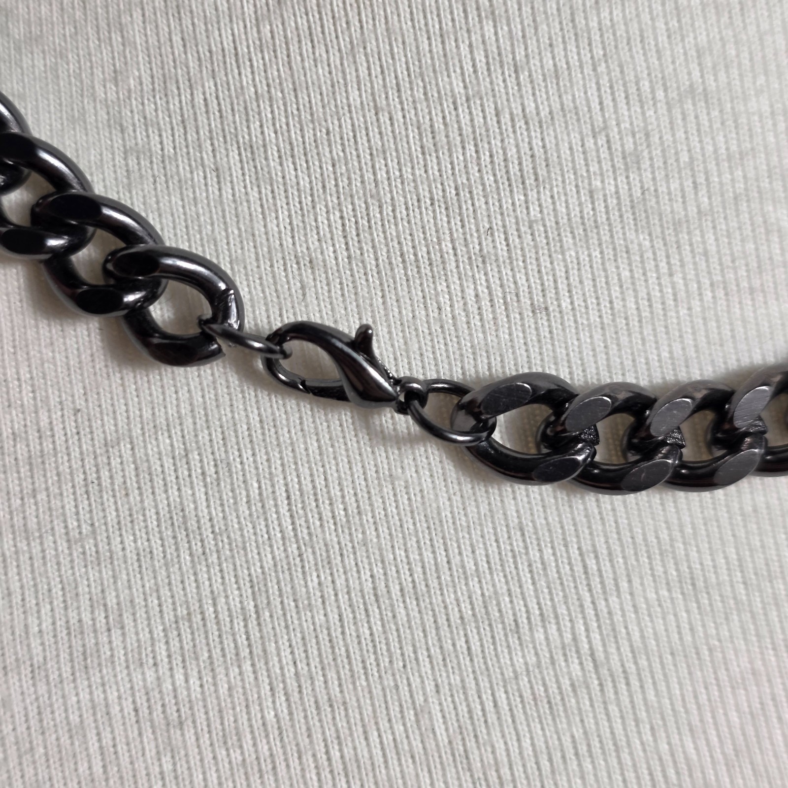 Metallic Black Charm Necklace Floral Pendants with Gray White & Black Beads