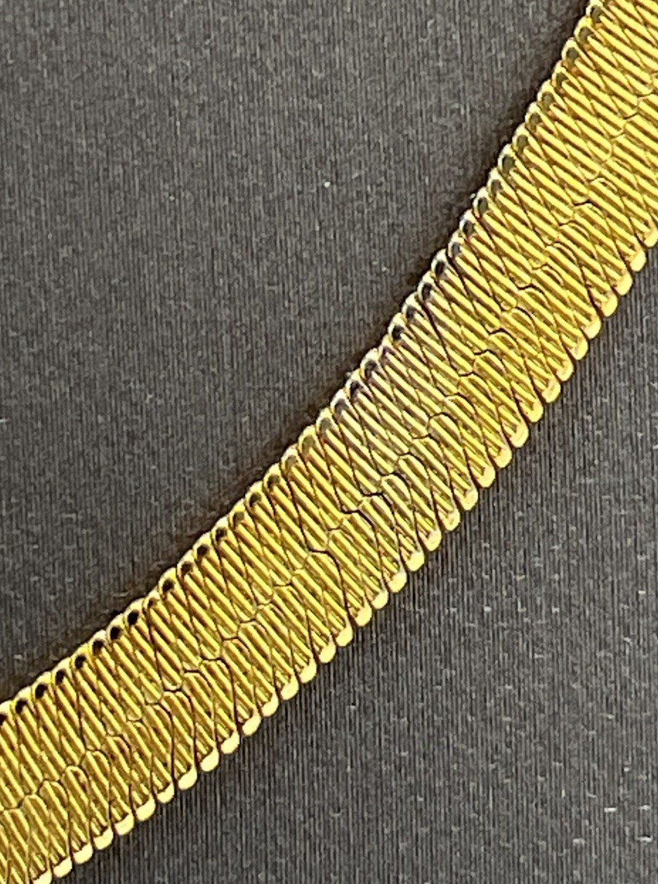 Vintage Napier Gold Tone 1/4” Flat Herringbone Chain Necklace 20” READ