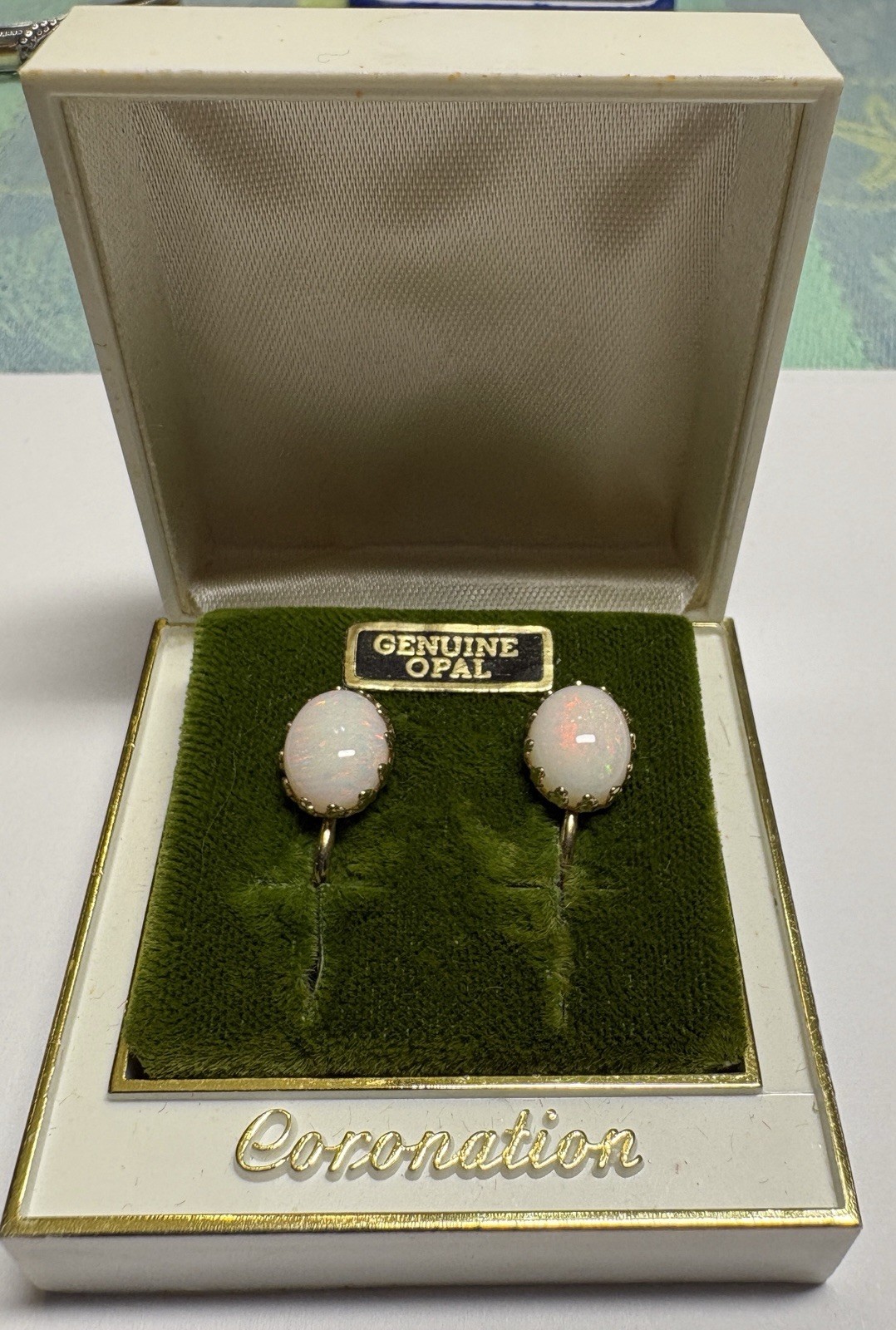 Vintage Genuine OPAL Earrings 1/20 12K GF Gold Filled Screw Back In Orig. Box