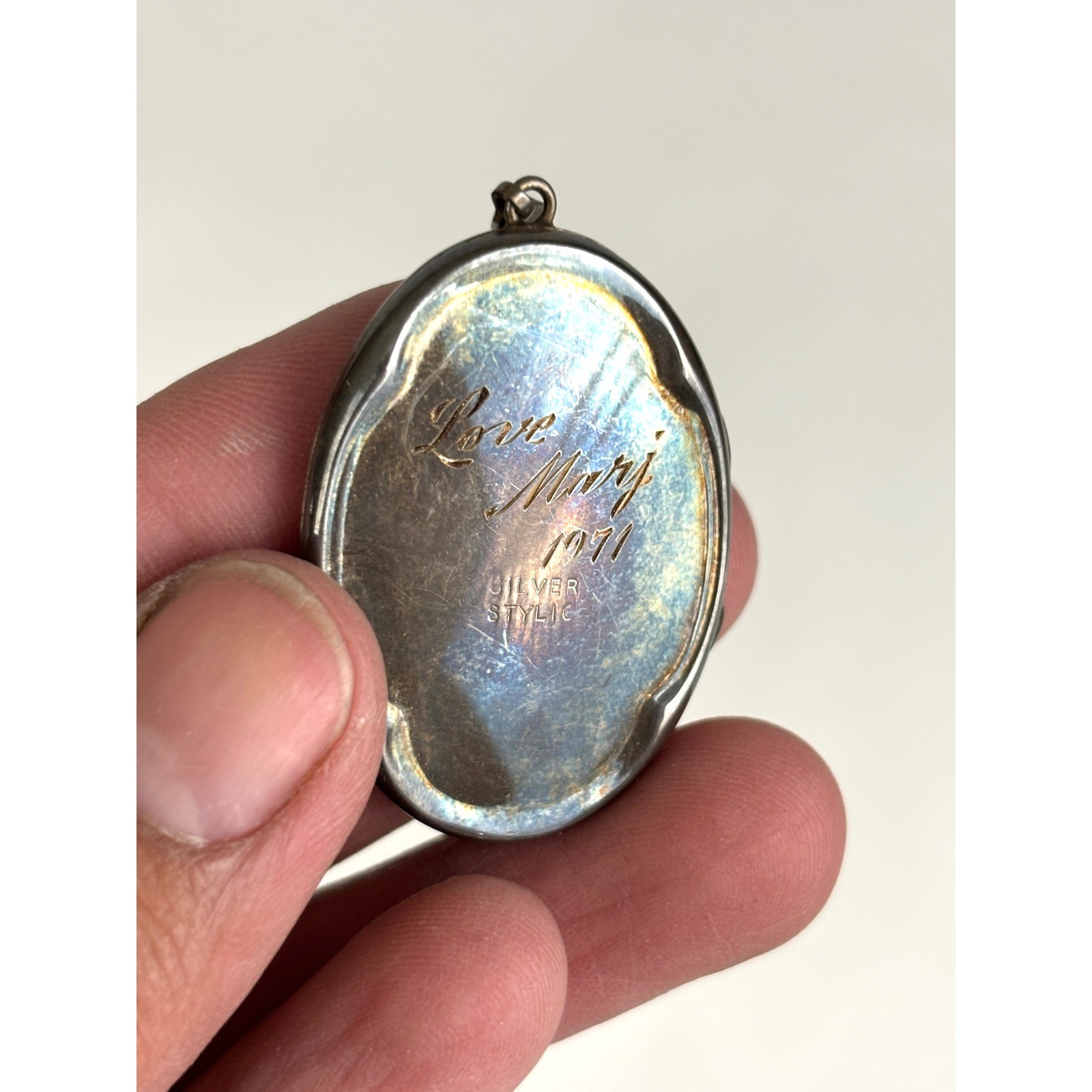 Vintage Sterling Silver Floral Engraved Oval Photo Locket 1971 Pendant
