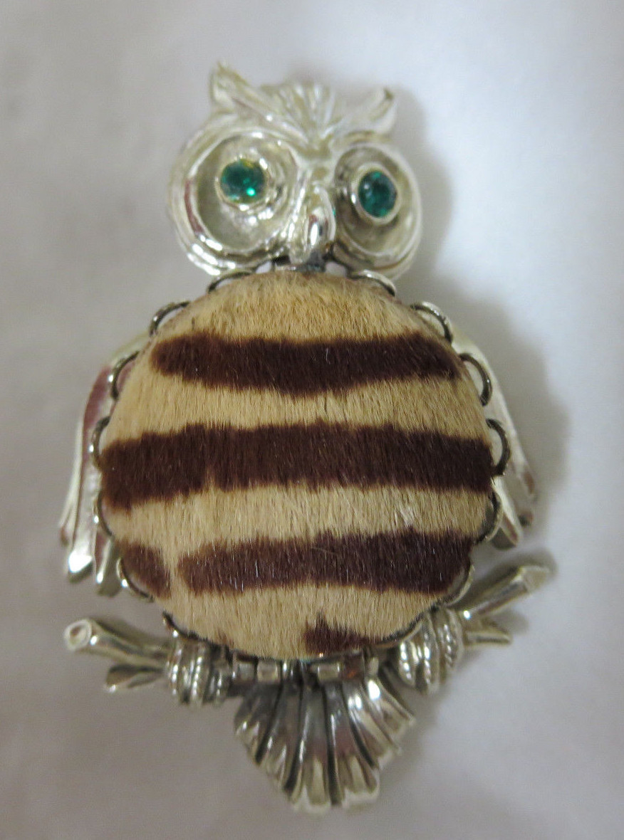 Vintage Gold Tone Locket Tan and Brown Faux Fur/Material Owl Brooch