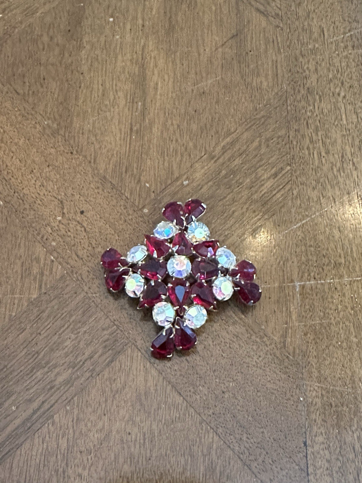 Vintage Dark Red & Clear AB Rhinestone Floral Cluster Brooch Gold Tone Nice!