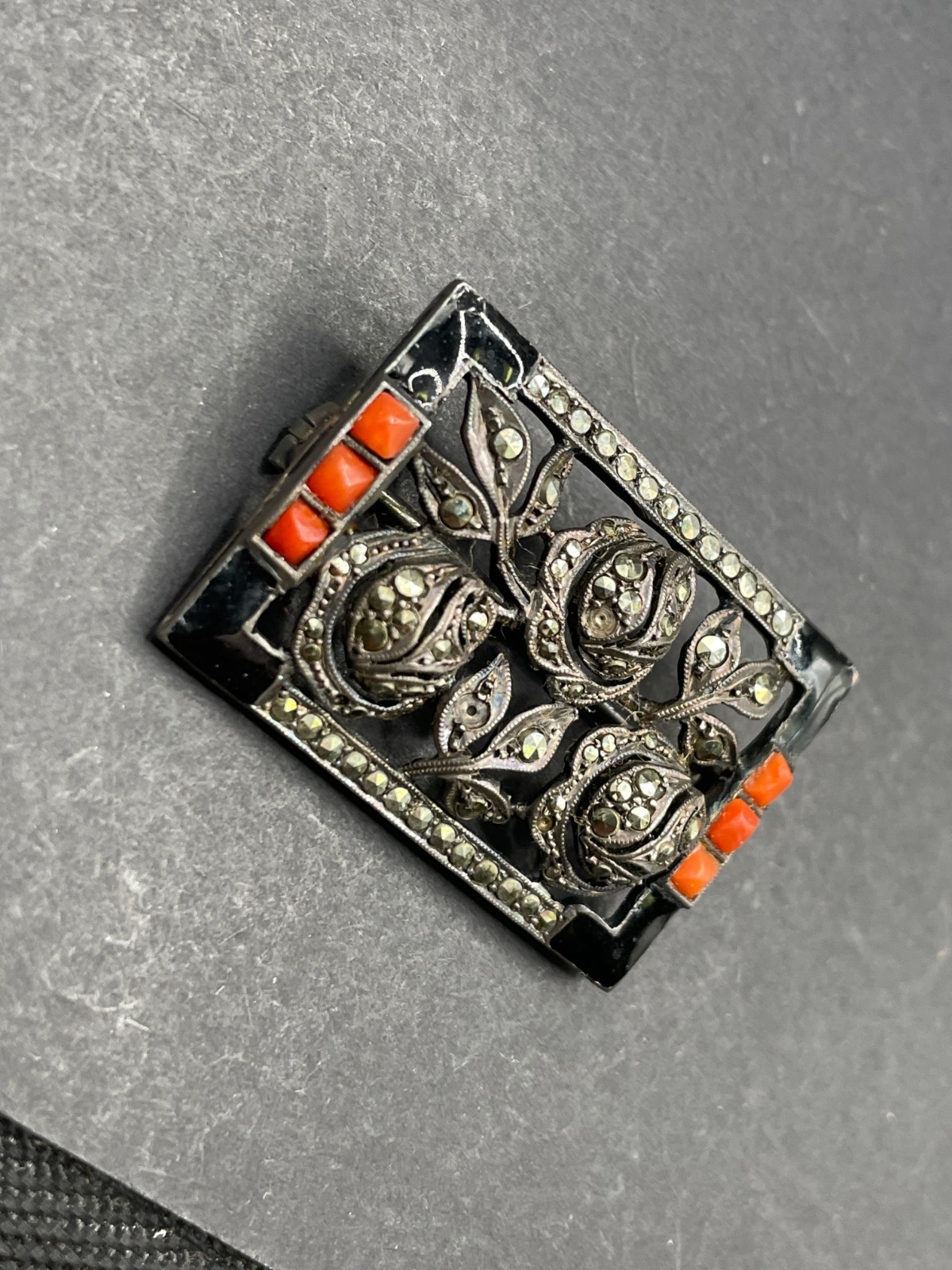 Vintage Floral Sterling Onyx & Coral Brooch/Pin
