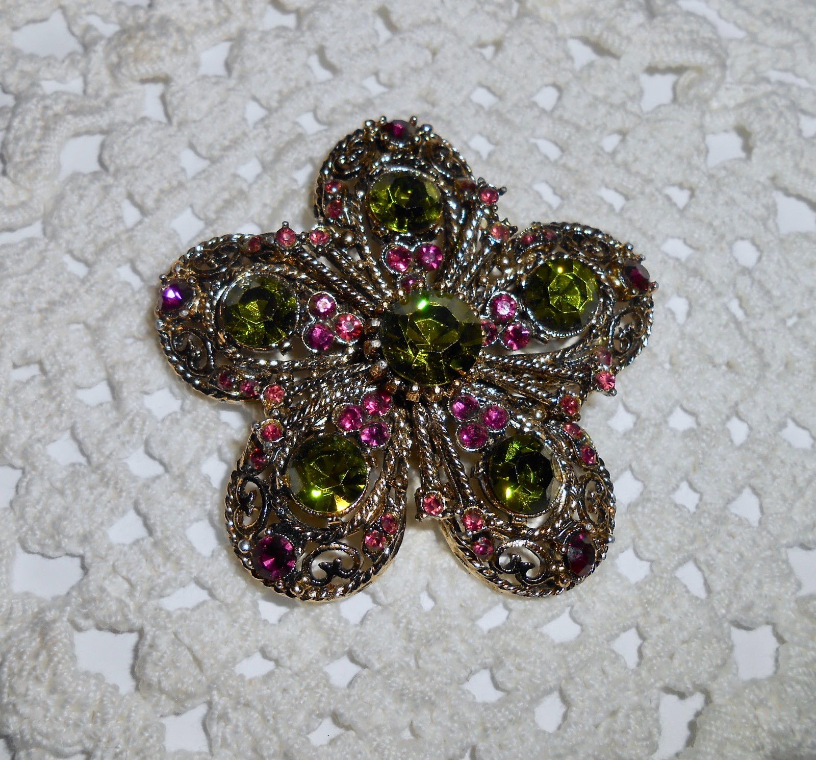 Vintage Peridot Green and Fuchsia Pink Rhinestone Flower Brooch Pin P100