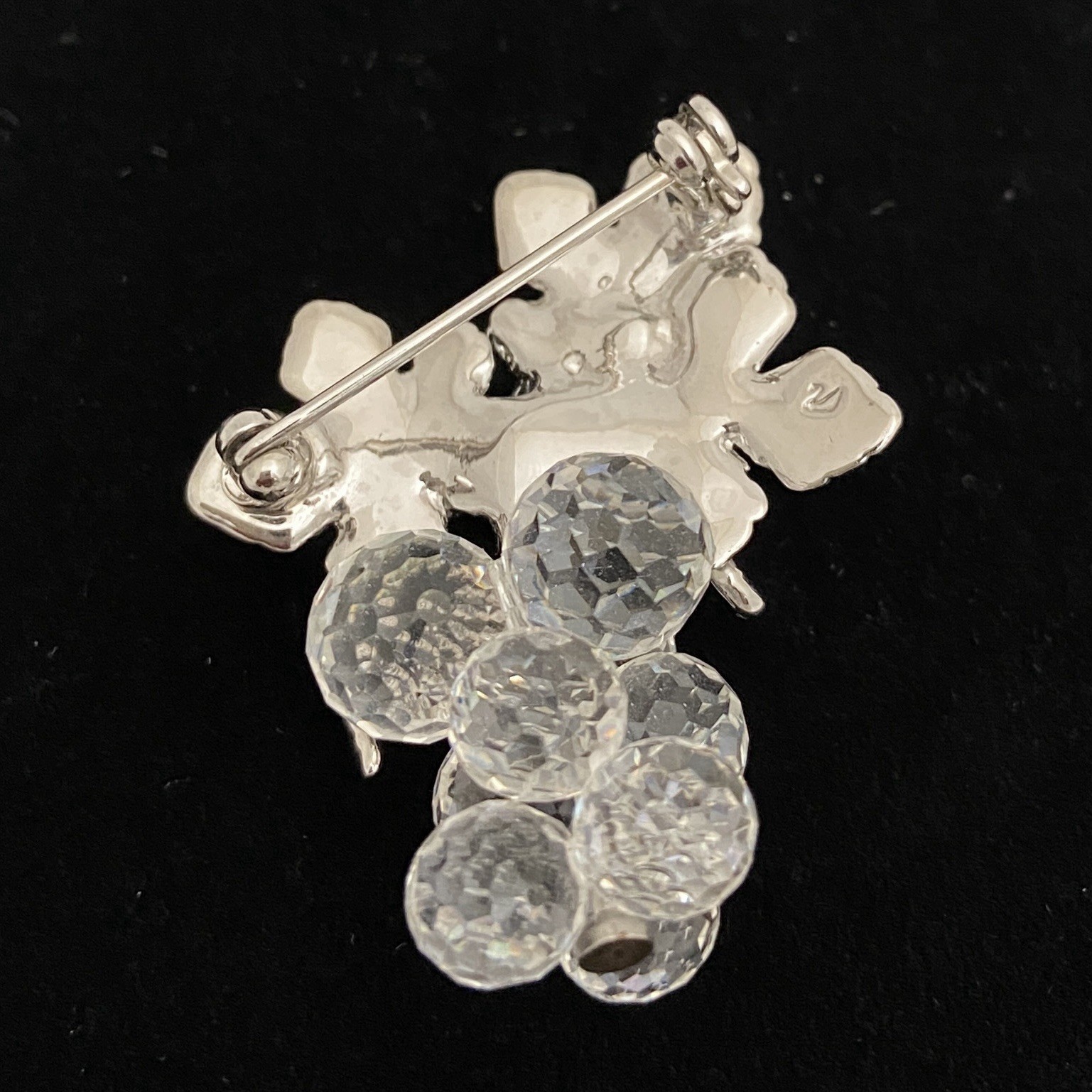 Vintage Swarovski Crystal Brooch Pin Silver Tone Bunch of Grapes Signed Retired