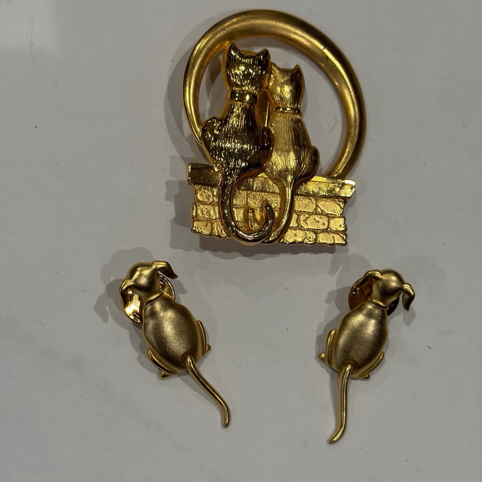 JJ JONETTE MONET AVON MIDAS MOUSE CAT DOG CRAB RHINESTONE STARFISH BROOCH LOT 10