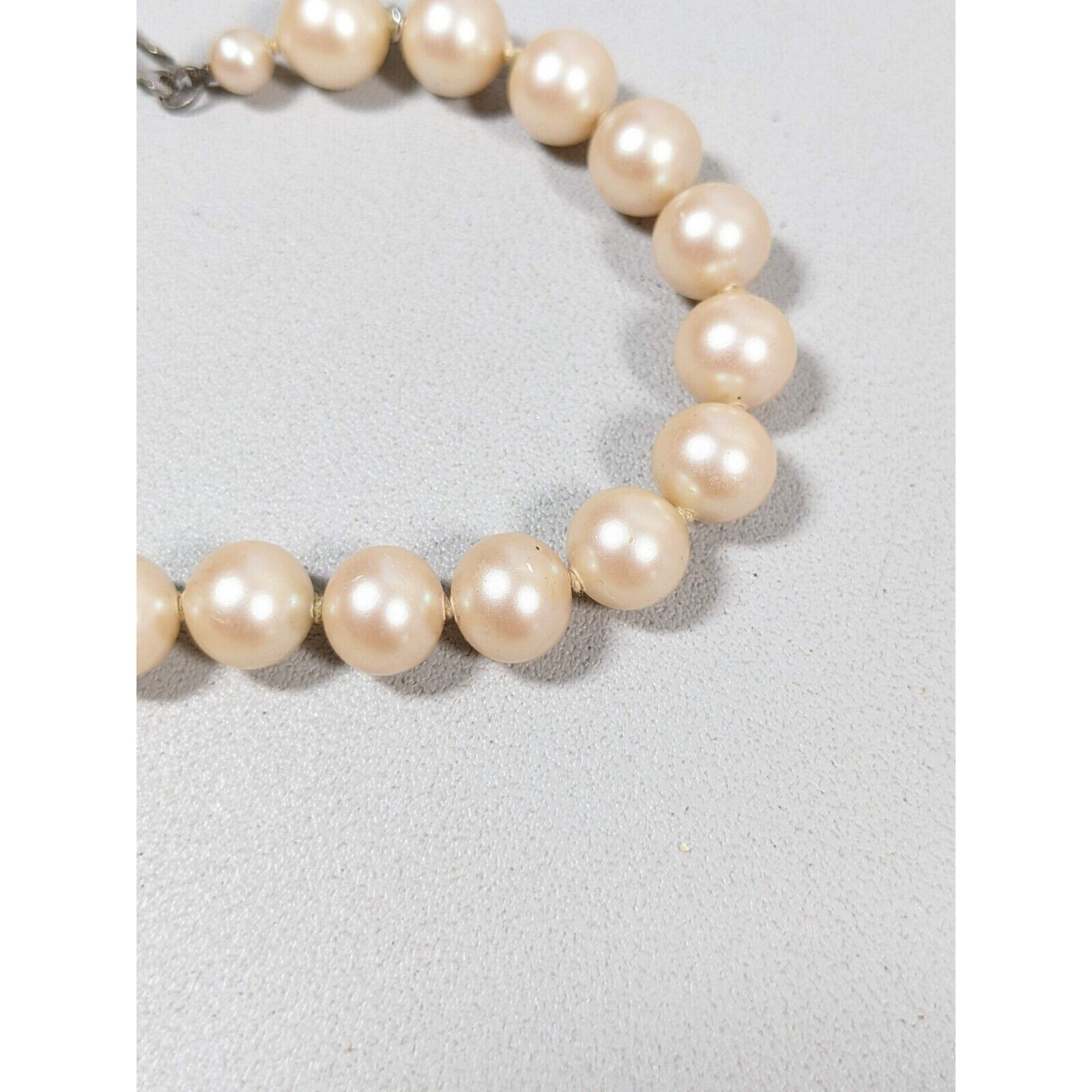 Vintage Ivory Color Glass Faux Pearl Silver Tone Safety Chain Necklace 22 inches